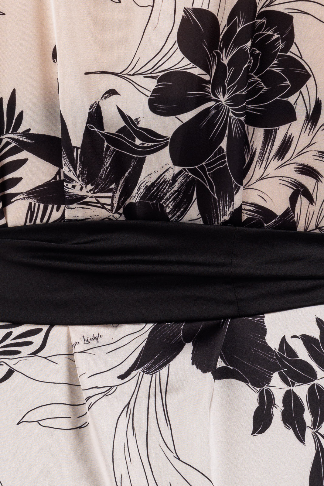 CASSIA Long Silk Kaftan
