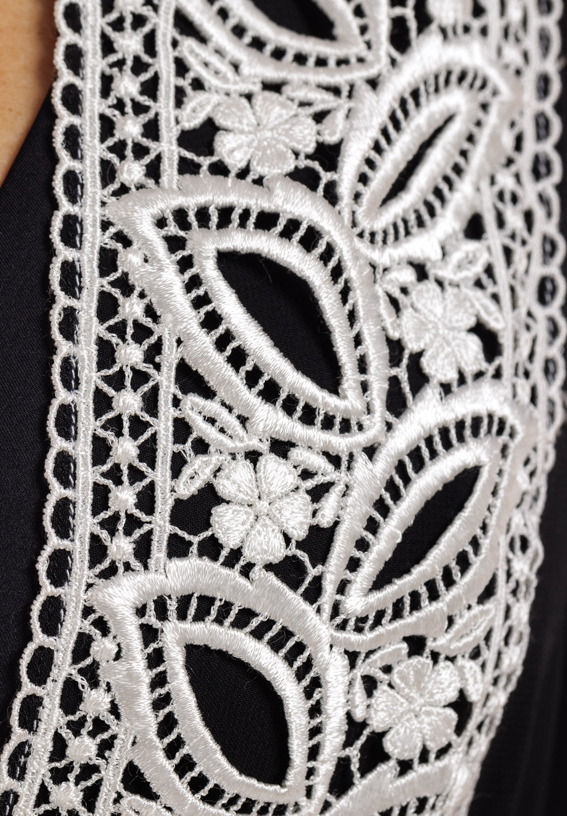 Chiffon Robe with Lace Edge Finish