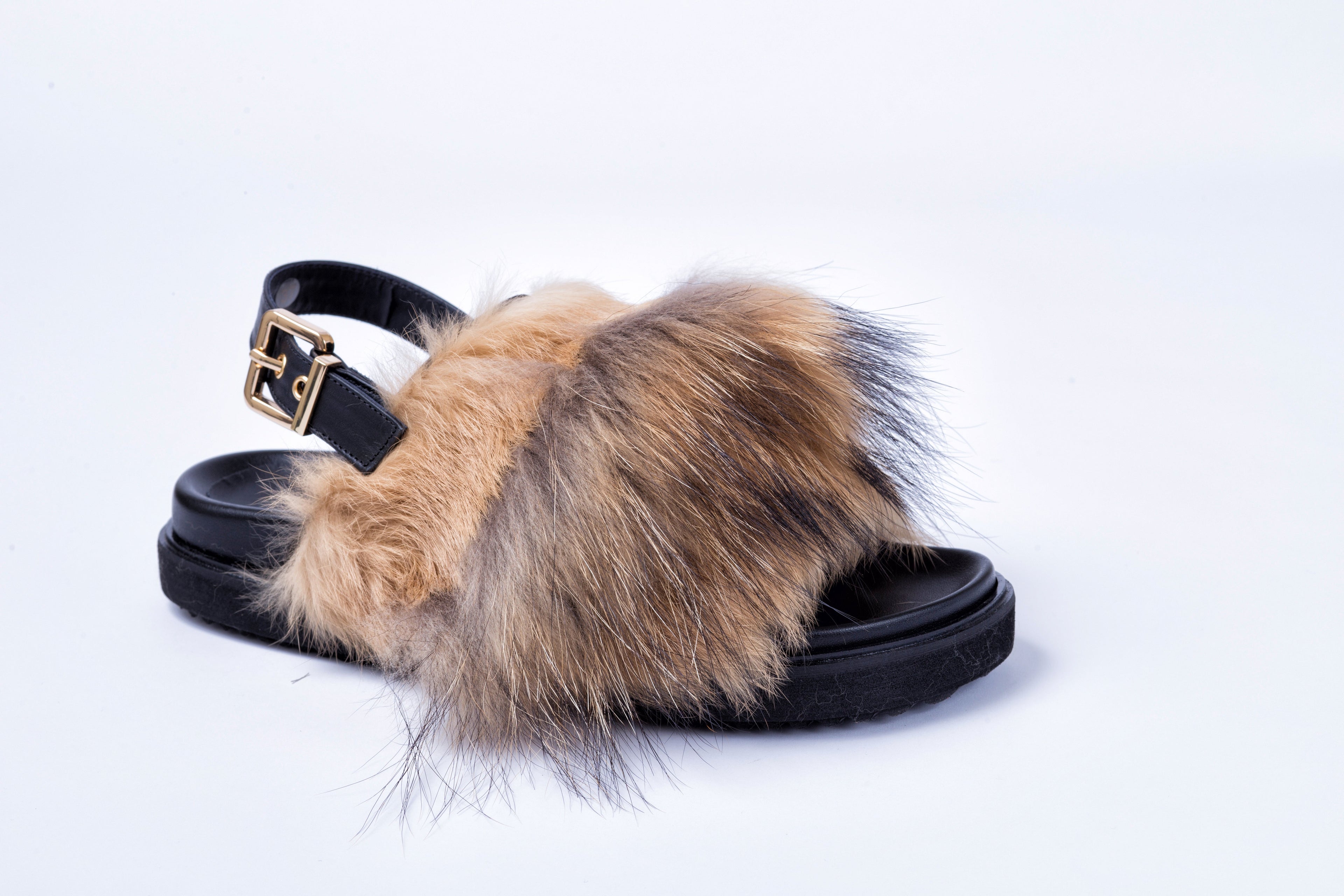 Sandali di pelliccia