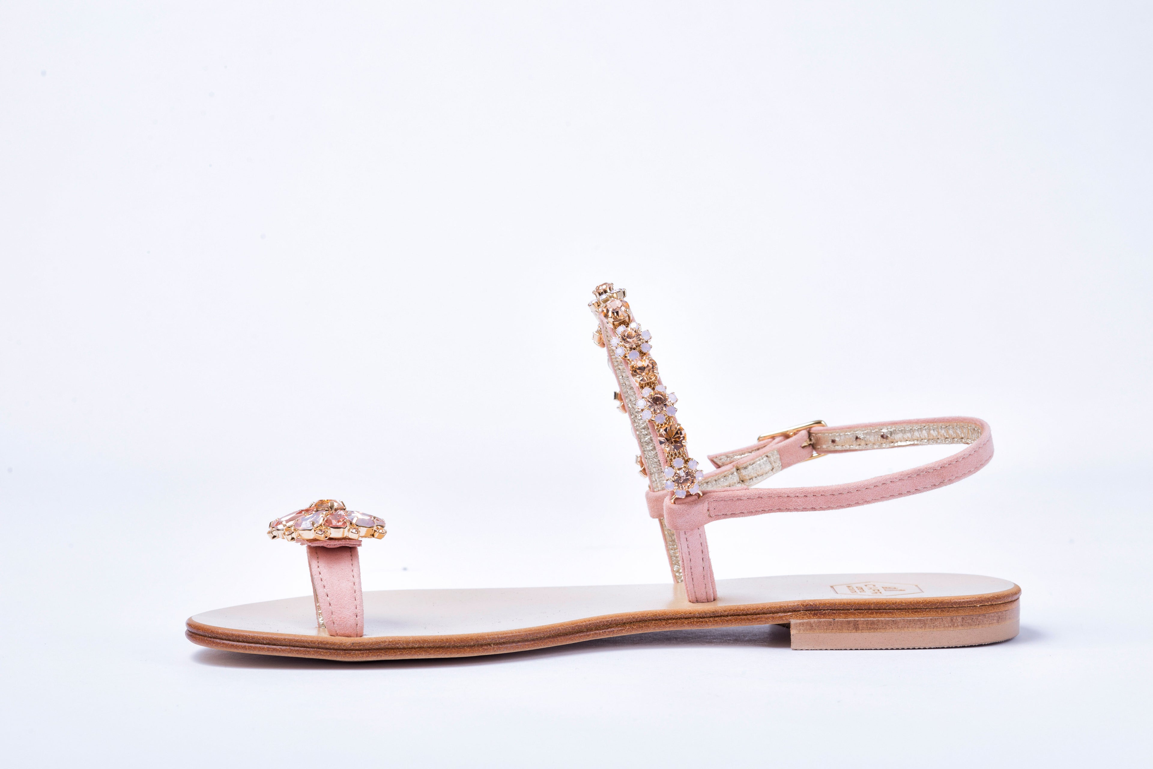 CL02B10-NATNUD-White Flat Ladies Sandals - CAPRI LIFESTYLE READY MADE GARMENTS TRADING L.L.C