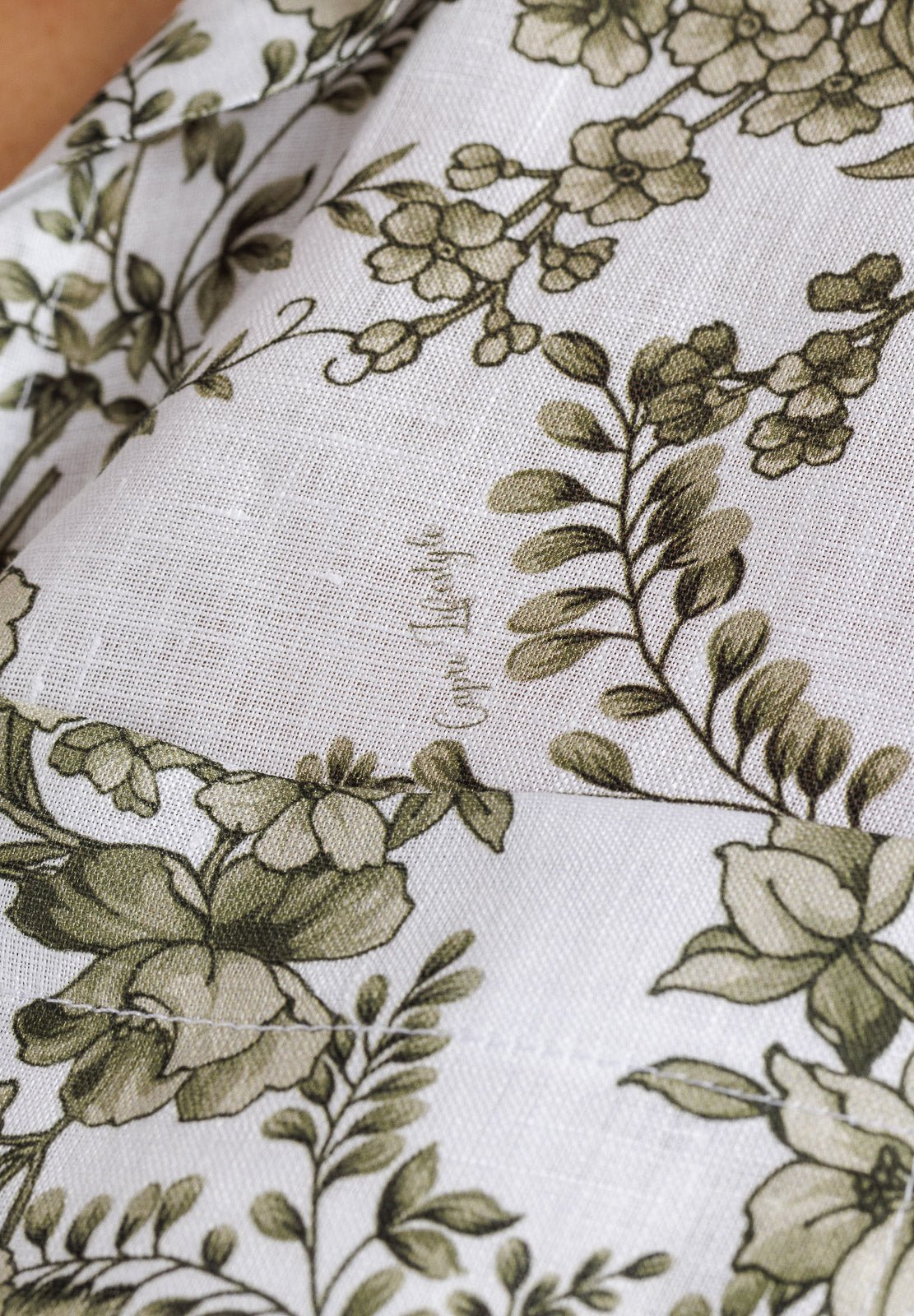 Flowery Linen Belted Cinched Short