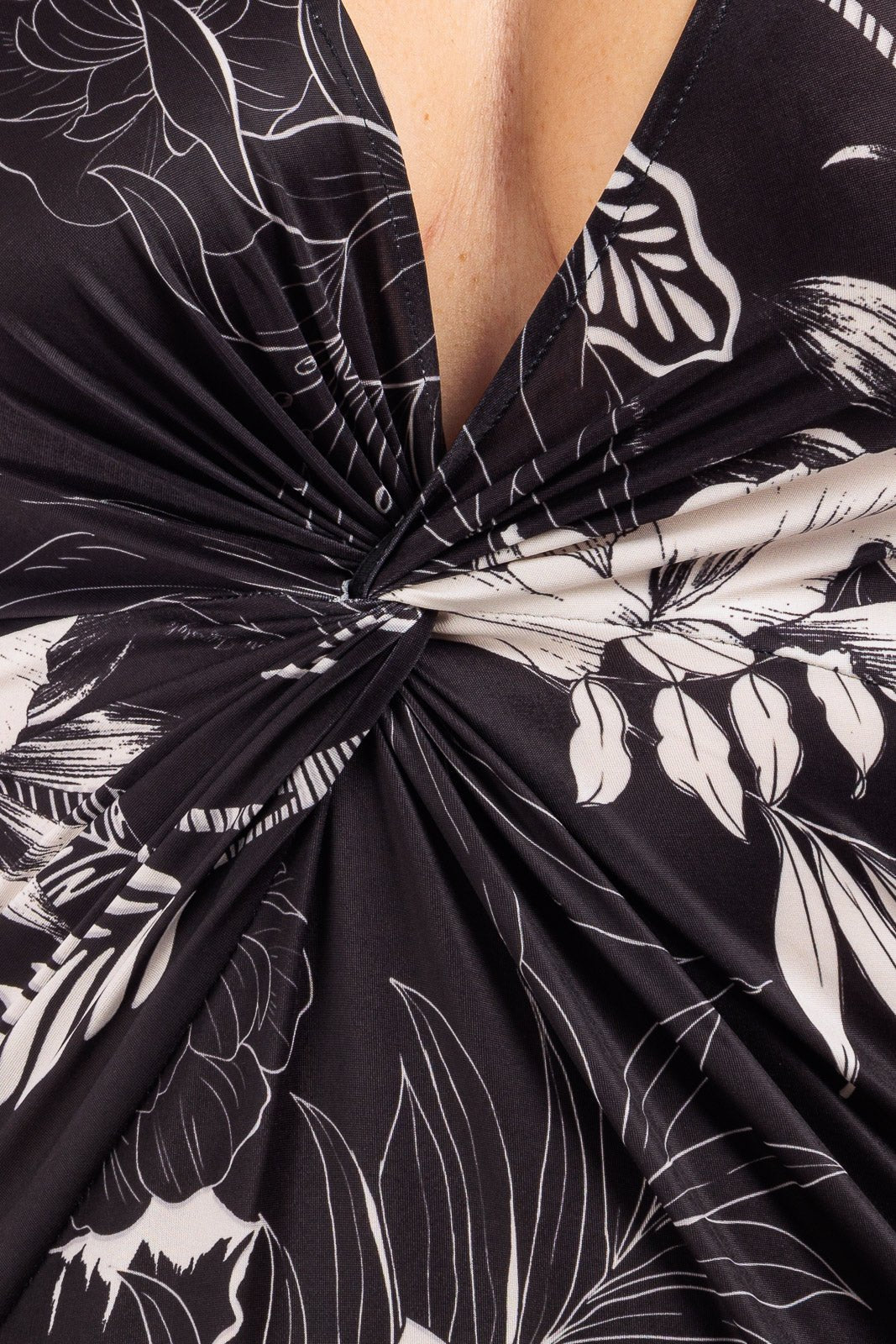 CASSIA Twisted Gathered Waist Long Dress