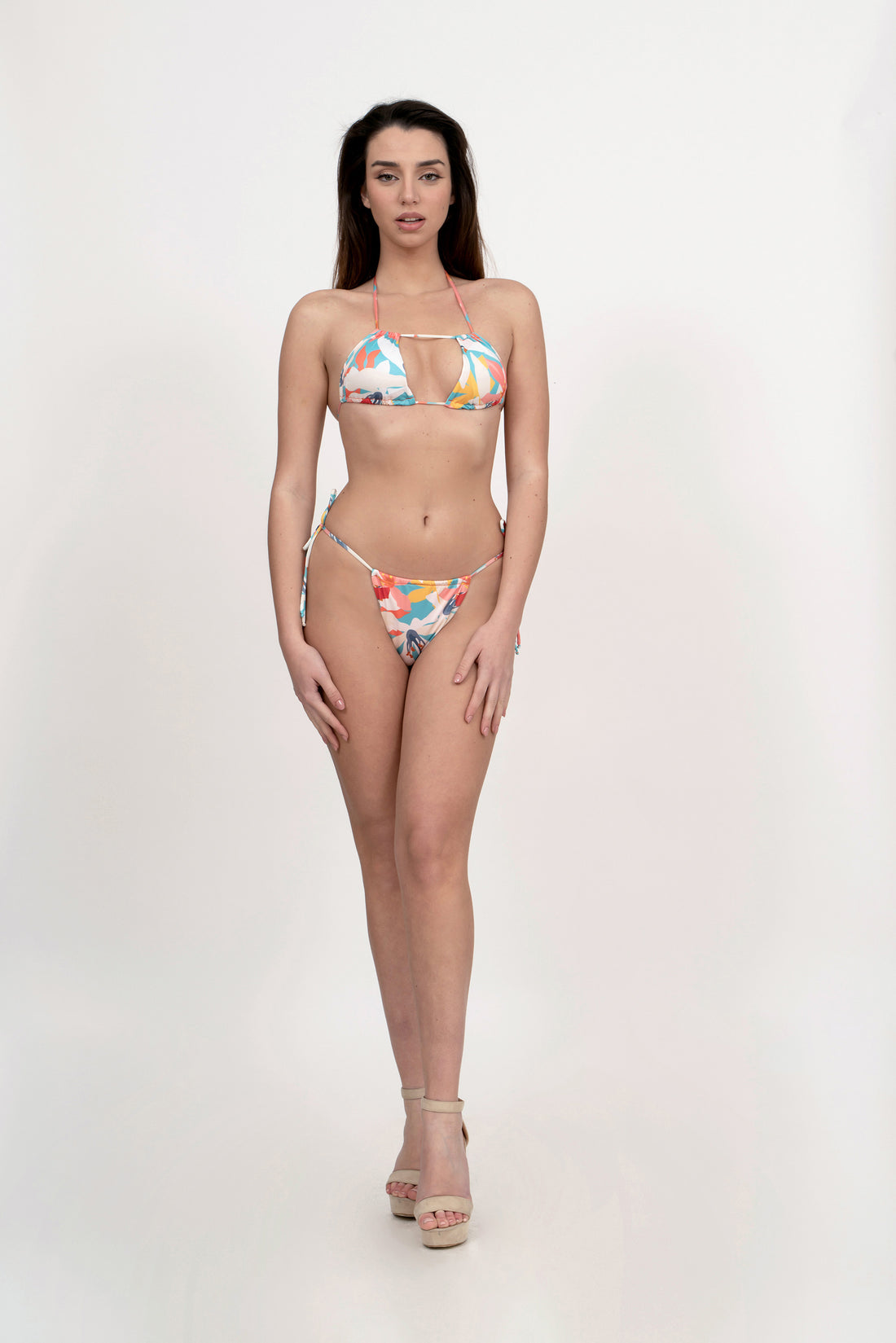 Bikini con perizoma a fascia plissettato pastello