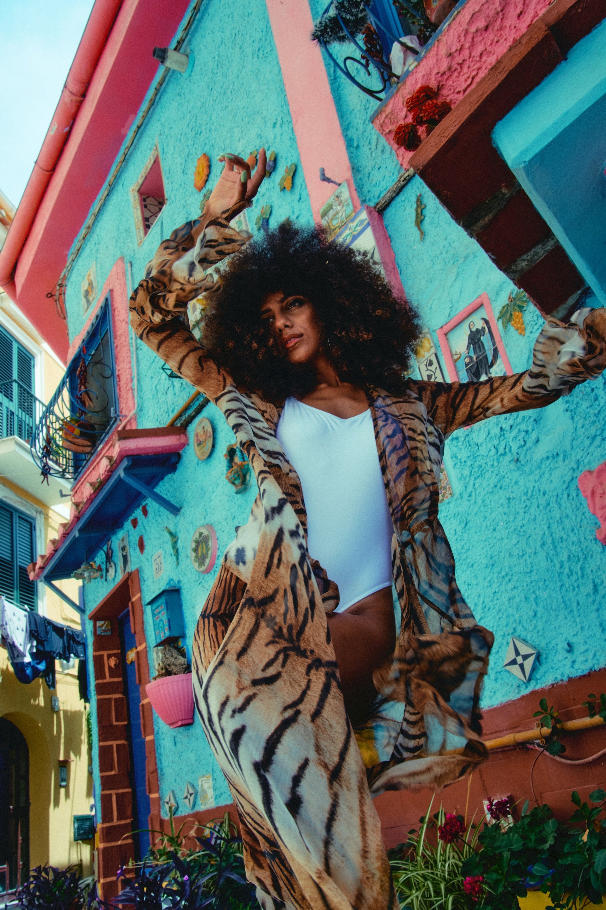 Copertura avvolgente in chiffon di seta animalier