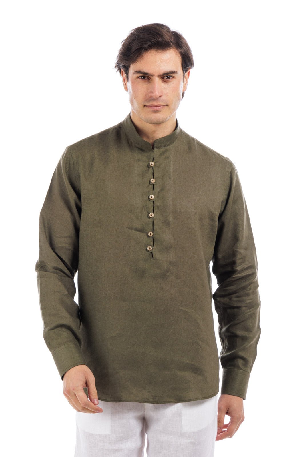 Camicia in lino con bottoni a metà spacco