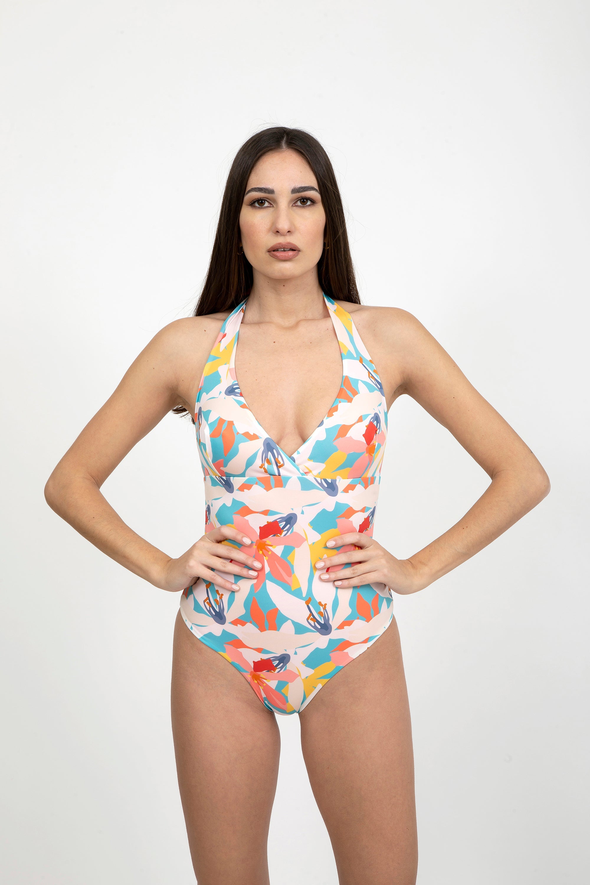 Costume da bagno con scollo a V pastello