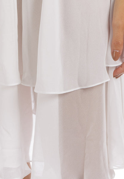 Abito corto in chiffon con cinturino in tinta unita