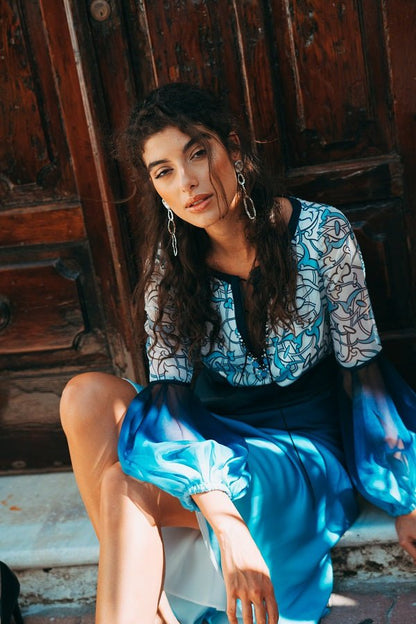 Abito in raso sbiadito